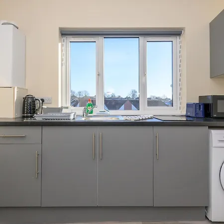 公寓 Lower Wortley 3 - Couples Haven With A Shared Kitchen - Pass The Keys